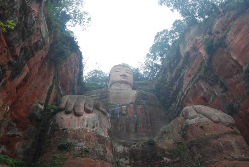 Leshan Giant Buddha Statue, seated in chair